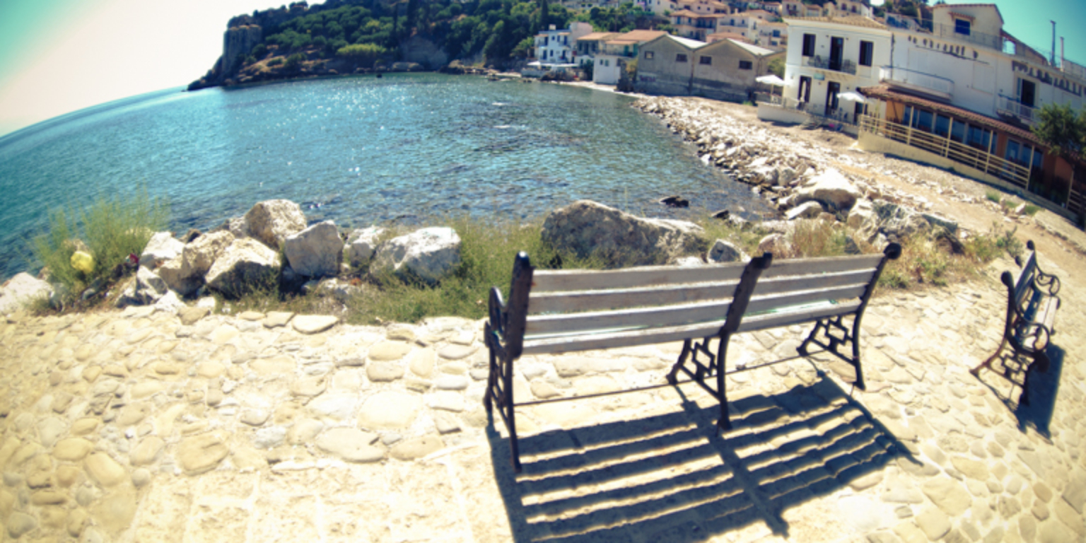 Koroni Kastro & Bench in the Harbour - Fisheye