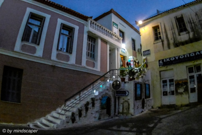 Koukla Shop in the Eveningrise - Koroni