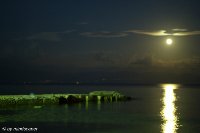 Fullmoon at Limanaki