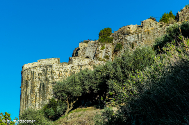 Koroni Kastro Battlement - Historic